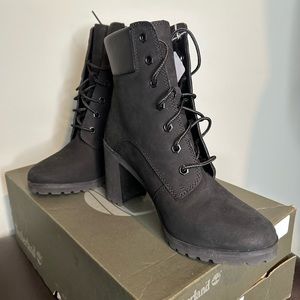 Timberlands Women’s Allington Lace up Boots